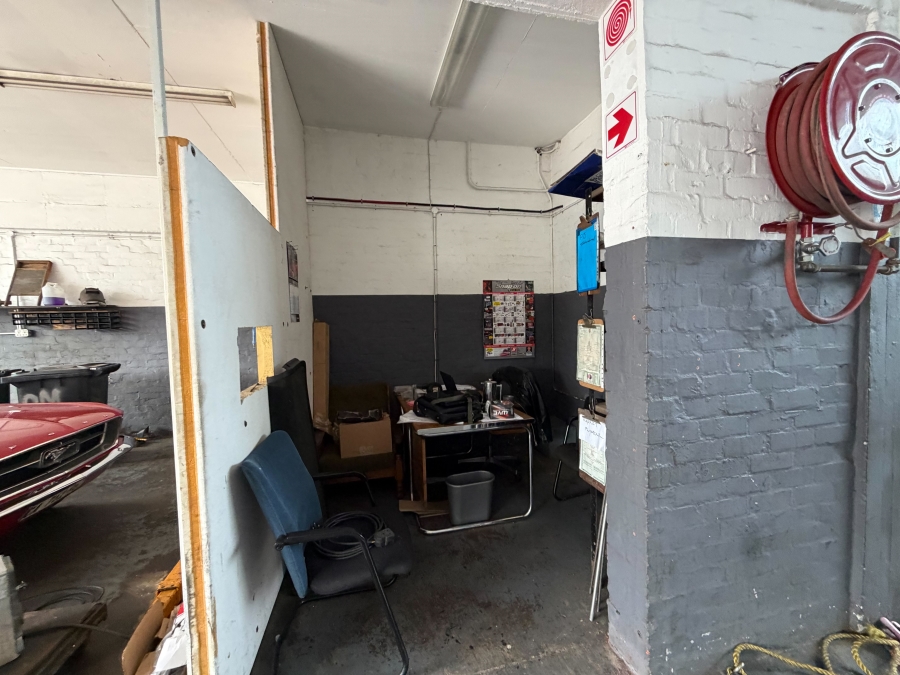 To Let Commercial Property for Rent in Paarden Eiland Western Cape